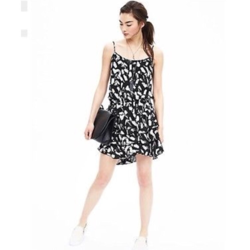 Banana Republic Ruffle Layered Hem Dress.